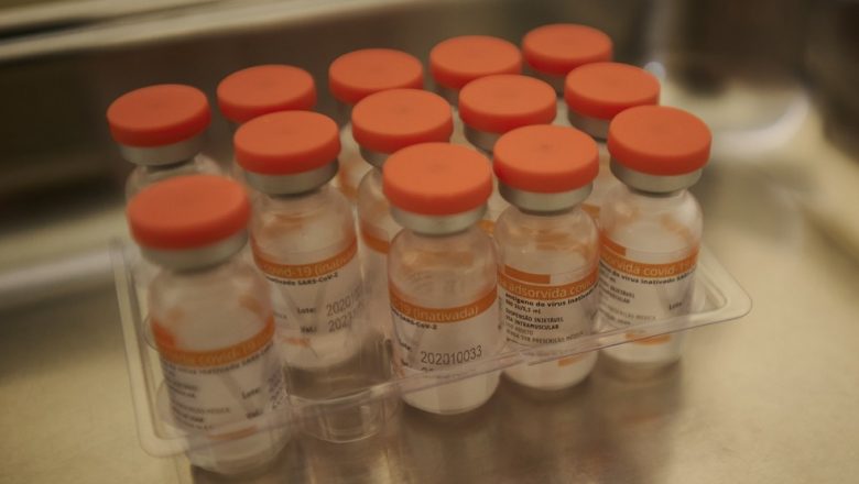 MPF solicita documentos e notifica médicas em investigação de suspeita de desvio de doses de vacina em Manaus