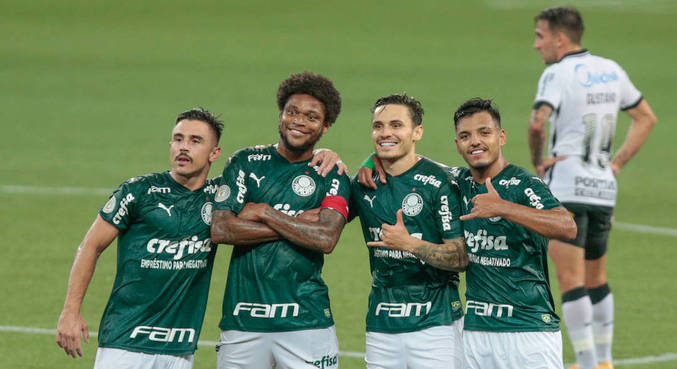 Palmeiras goleia Corinthians e se mostra vivo também no Brasileiro