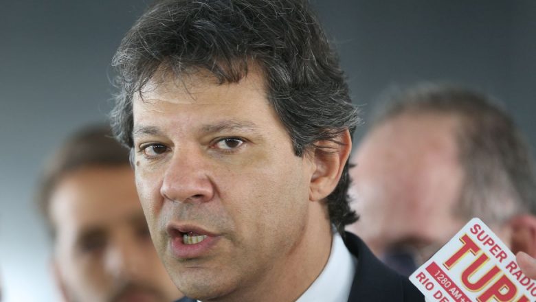 Petista Fernando Haddad segue no ataque à Bolsonaro e afirma: “Sem impeachment, haverá muito mais mortes”