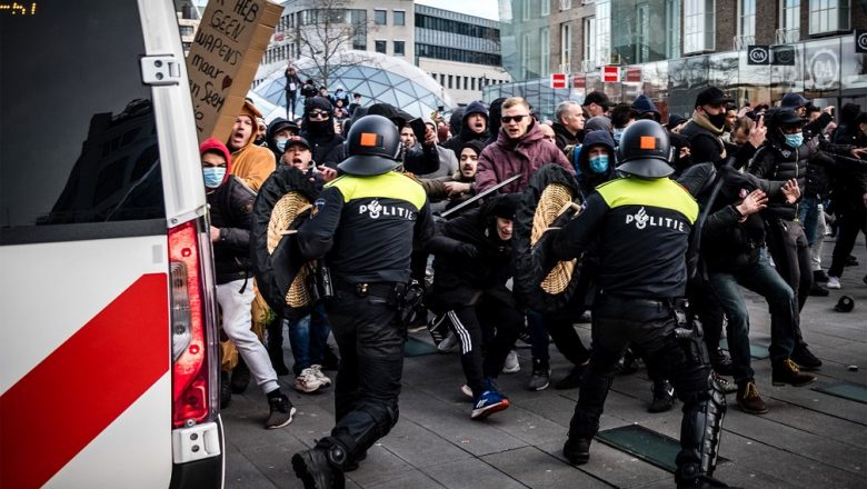Protestos contra toque de recolher acabam com 184 presos na Holanda