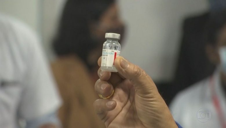 Associação de funcionários da Anvisa rebate deputado e diz que pressão para encurtar tempo de aprovação de vacina mostra desconhecimento sobre o processo