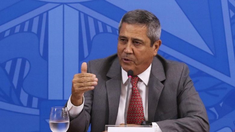 Bolsonaro determina a Braga Netto articular apoio extra a Estados no combate à Covid-19