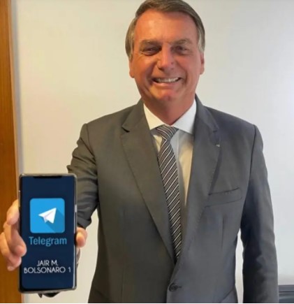 Canal de Bolsonaro no Telegram ultrapassa 400 mil inscritos em menos de 1 mês