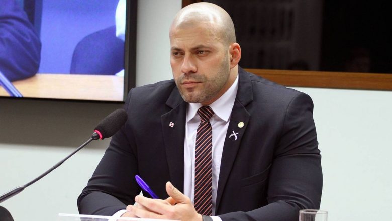 Daniel Silveira alega ter sido preso por ‘crime de opinião’