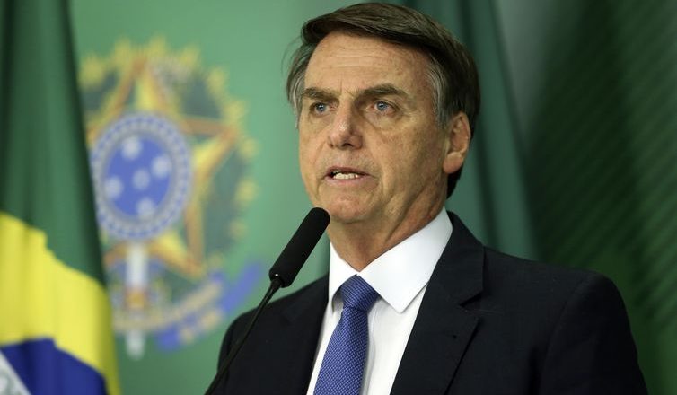 Em coletiva, Bolsonaro ‘empareda’ Doria e governadores ao abordar impostos sobre combustíveis e caminhoneiros