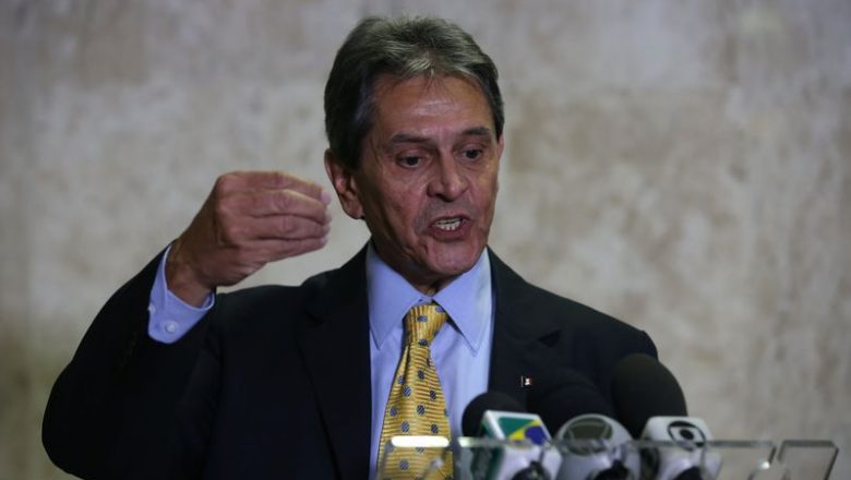Roberto Jefferson anuncia punição a parlamentares do PTB que votaram contra Daniel Silveira
