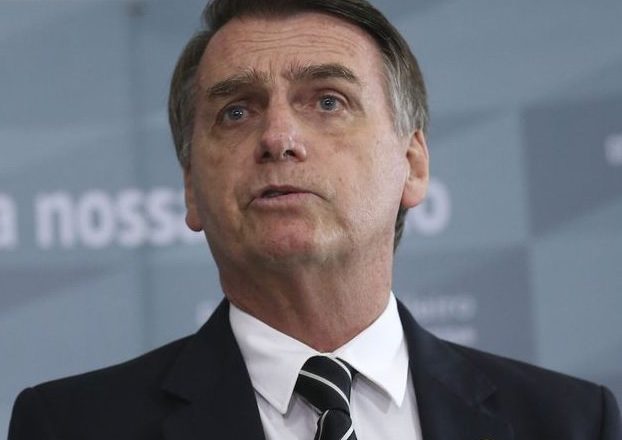 Bolsonaro vai ao STF contra restrições impostas por prefeitos e governadores