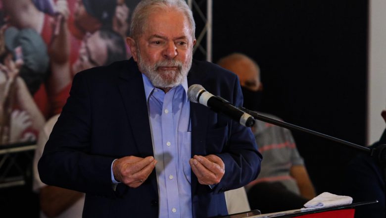 Defesa de Lula pede que STF mantenha decisão de Fachin