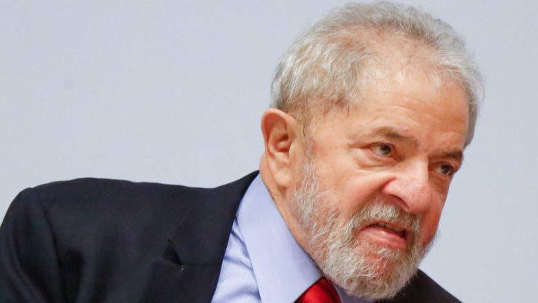 Deputado de Bolsonaro faz grave alerta após o ministro Fachin, do STF, anular condenações de Lula