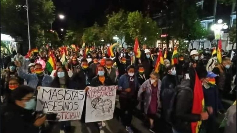 Na Bolívia, milhares protestam contra a prisão de ex-presidente