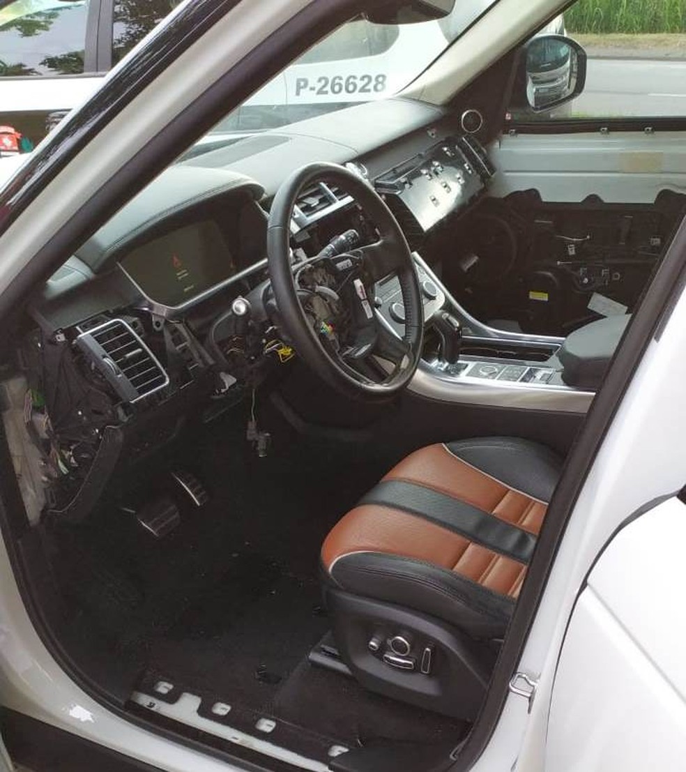 Veículo adaptado para roubos e furtos é apreendido em Jundiaí — Foto: Polícia Civil/Divulgação