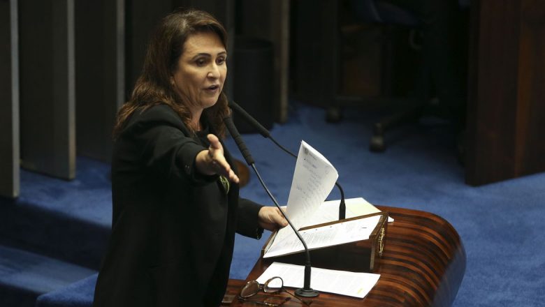 Senadora defende que Exército vá para as rua para impor o cumprimento do lockdown