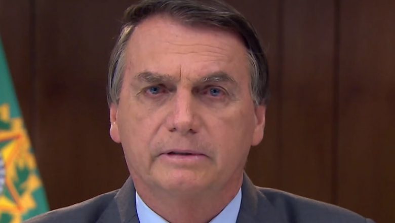‘Somos o quinto país que mais vacinou no mundo’, afirma Bolsonaro