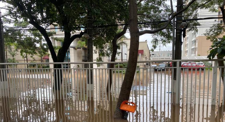 SP: moradores recebem IPTU com reajuste um ano após enchentes