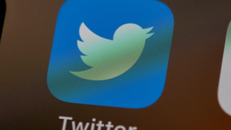 Usado por opositores de Putin, Twitter terá velocidade reduzida na Rússia