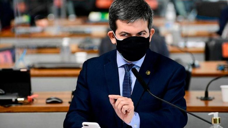 Caso Covaxin: senadores pedem ao STF autorização para investigar Bolsonaro