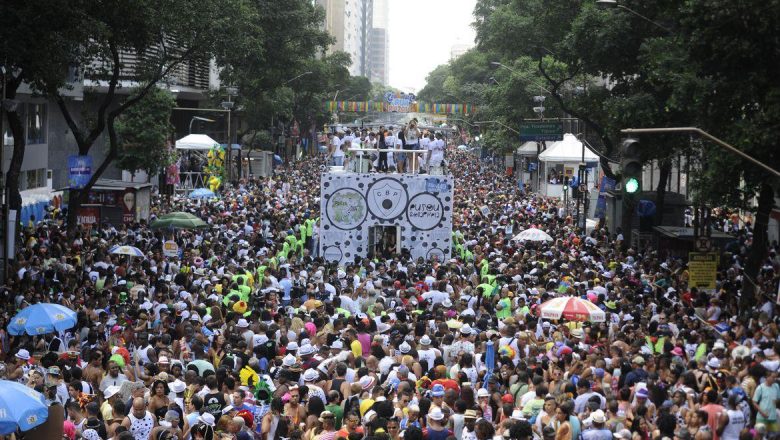 Em São Paulo, cerca de 70 cidades do interior já cancelaram o carnaval de 2022