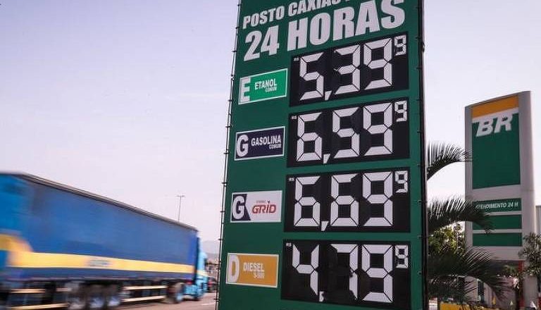 Zerar tributos federais sobre combustíveis pode custar R$ 130 bi – Folha