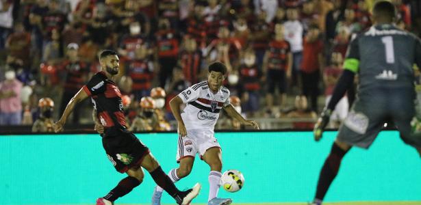 São Paulo para no goleiro do Campinense, empata e avança na Copa do Brasil – UOL Esporte