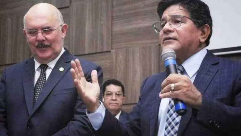Ministro da Educação diz priorizar amigos de pastor a pedido de Bolsonaro – Estado de Minas