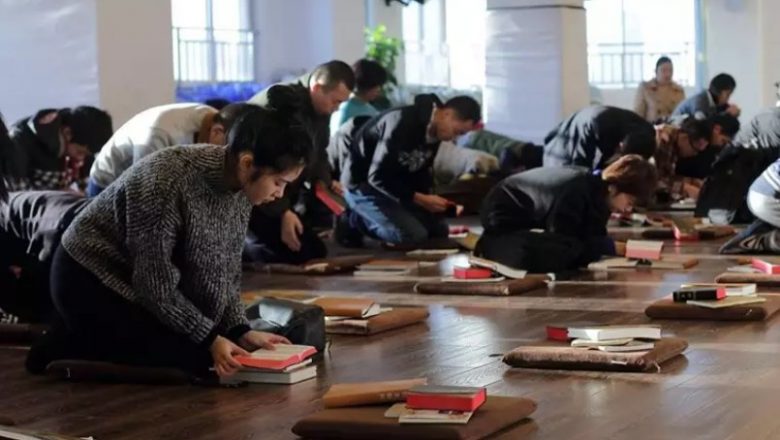 Mocidade também é perseguida na China; Líder de jovens foi preso
