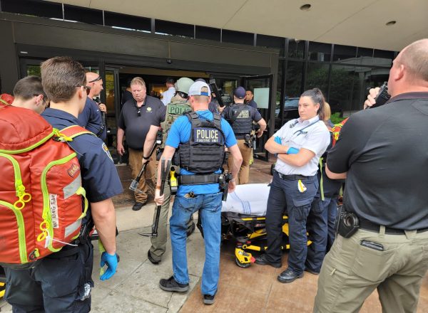 Ataque a tiros deixa pelo menos cinco mortos em hospital de Tulsa, nos EUA – Jovem Pan