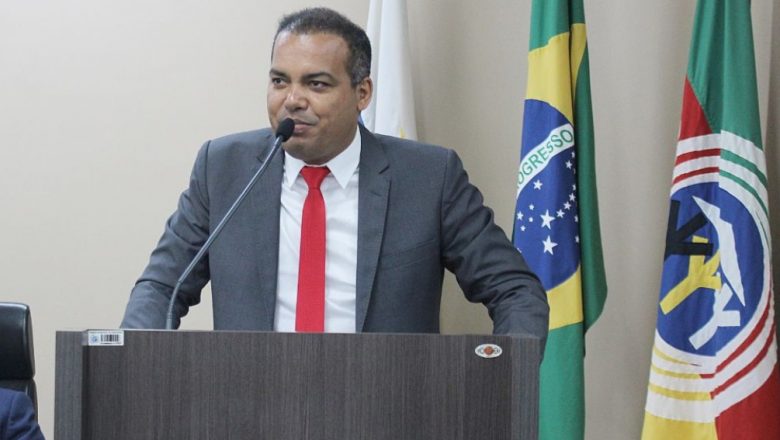 jornalista Ricardo JM assume mandato como vereador